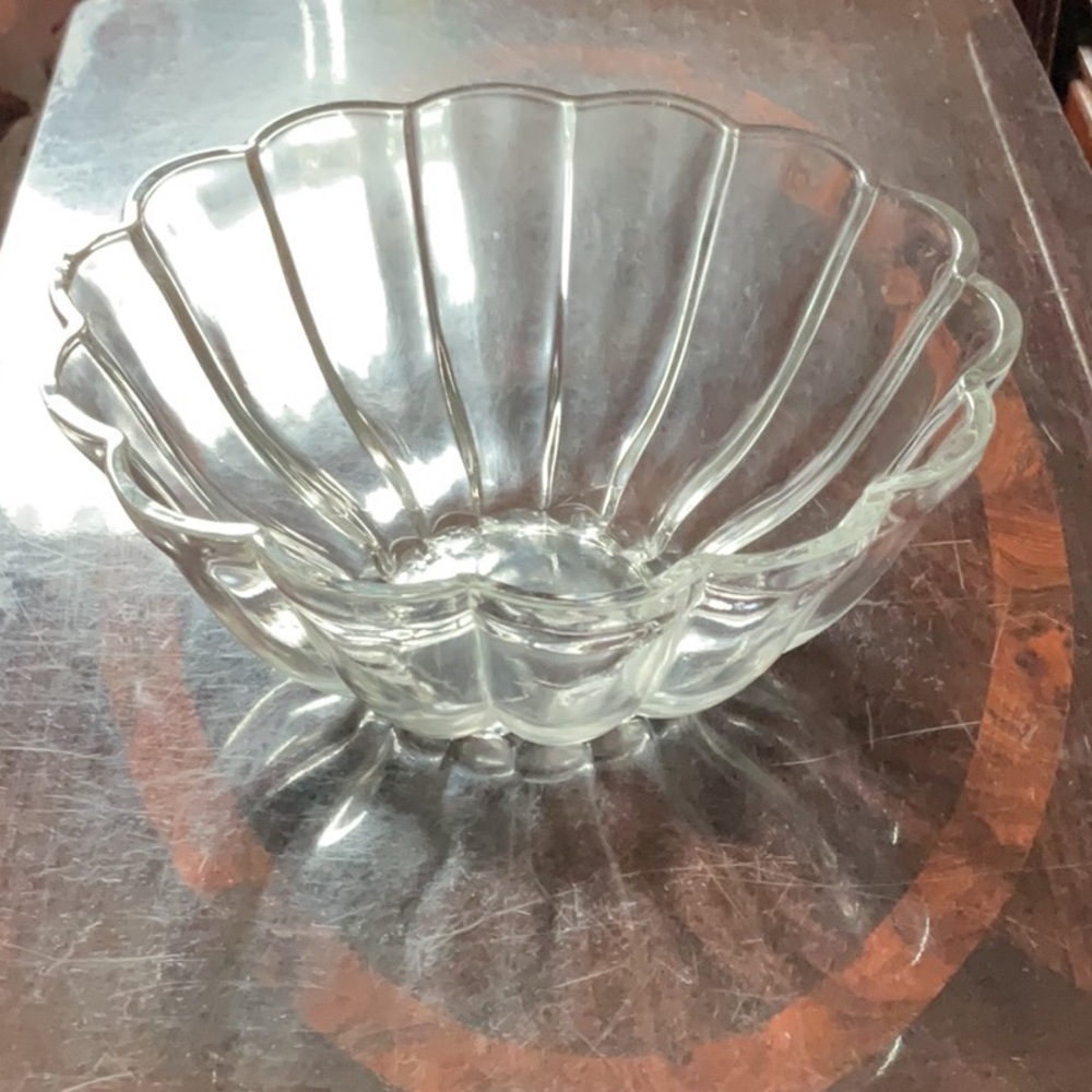 🍁Elegant Clear Glass Bowl